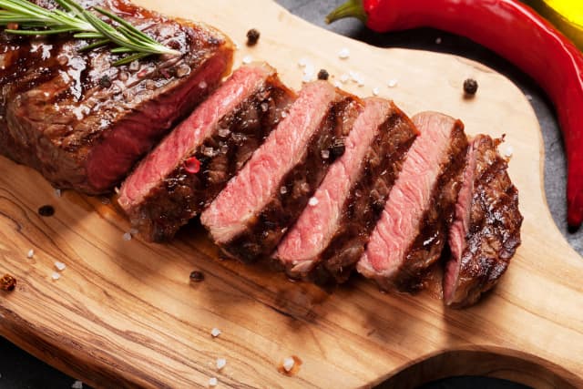 Summer BBQ & Catering Menus: Planning for Flavor, Volume, and Consistency
